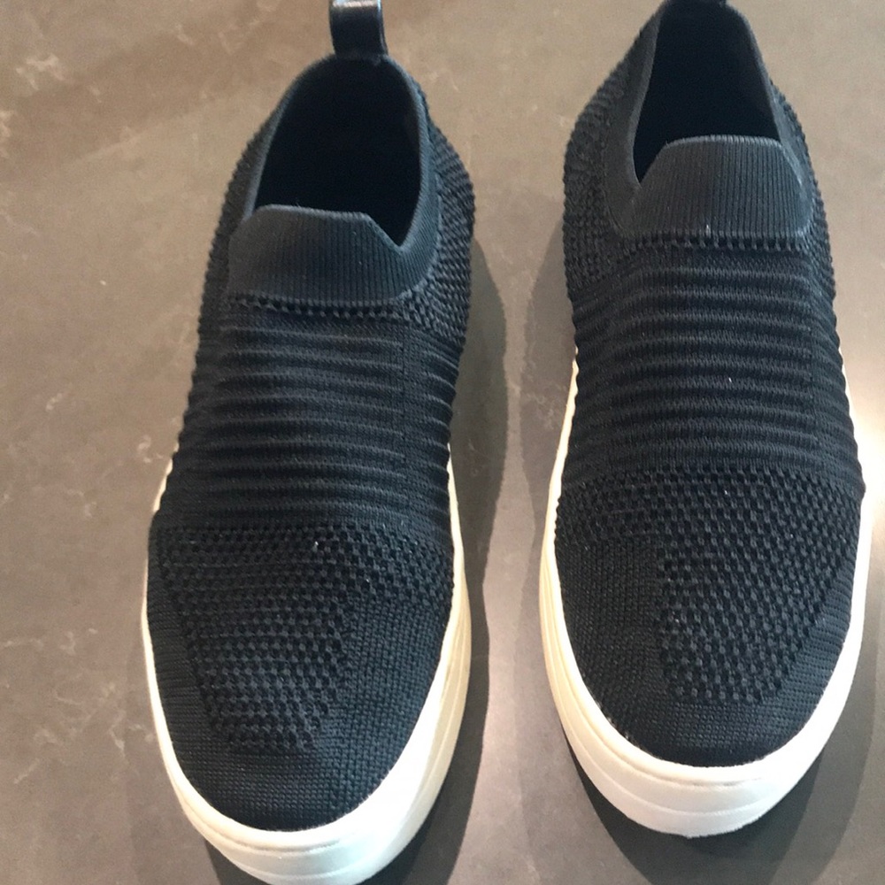 Black J Slides/ worn maybe 5 times/ very comfy/